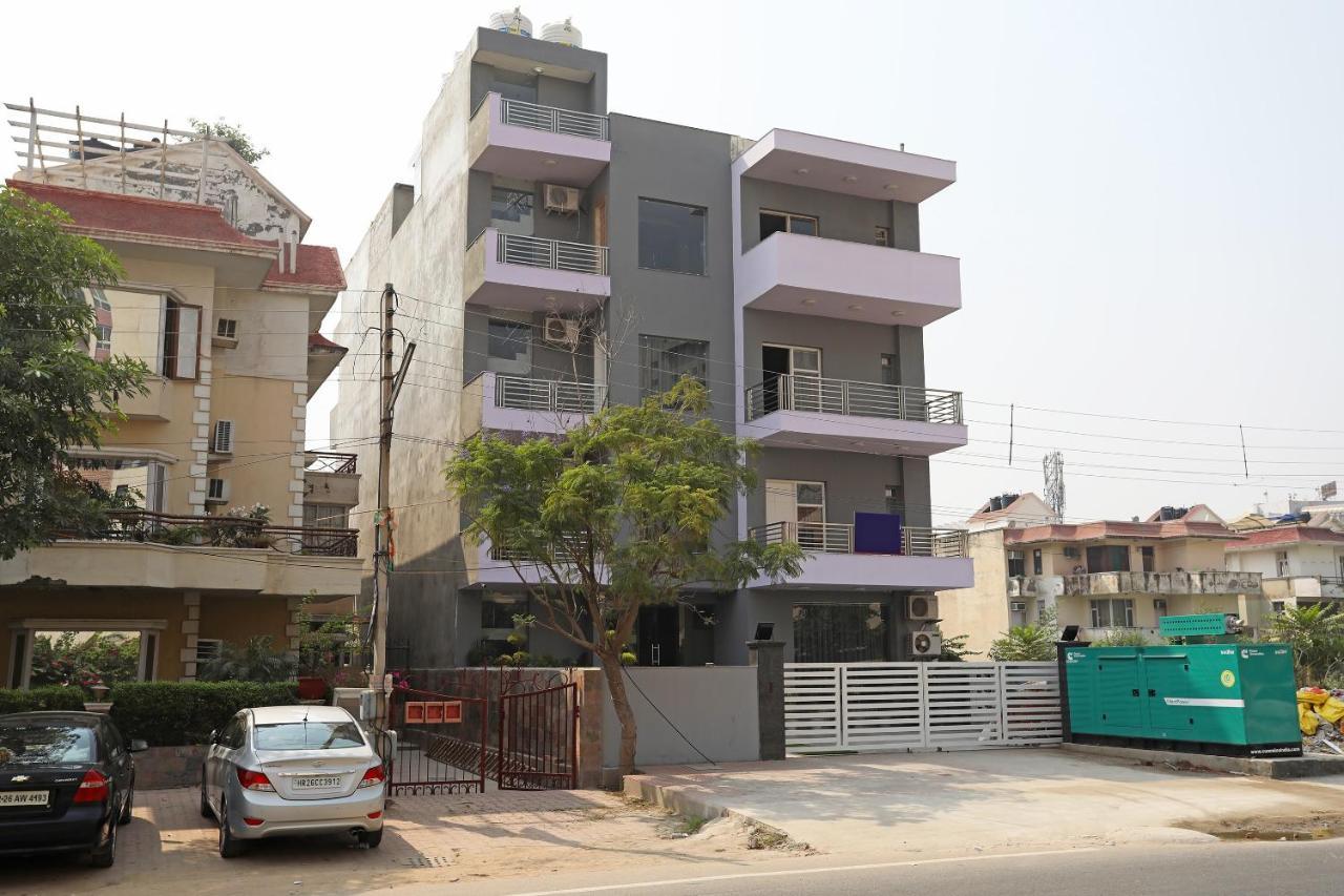 Capital O Aashiyana Paradise Near Omaxe Gurgaon Mall Hotel Exterior foto