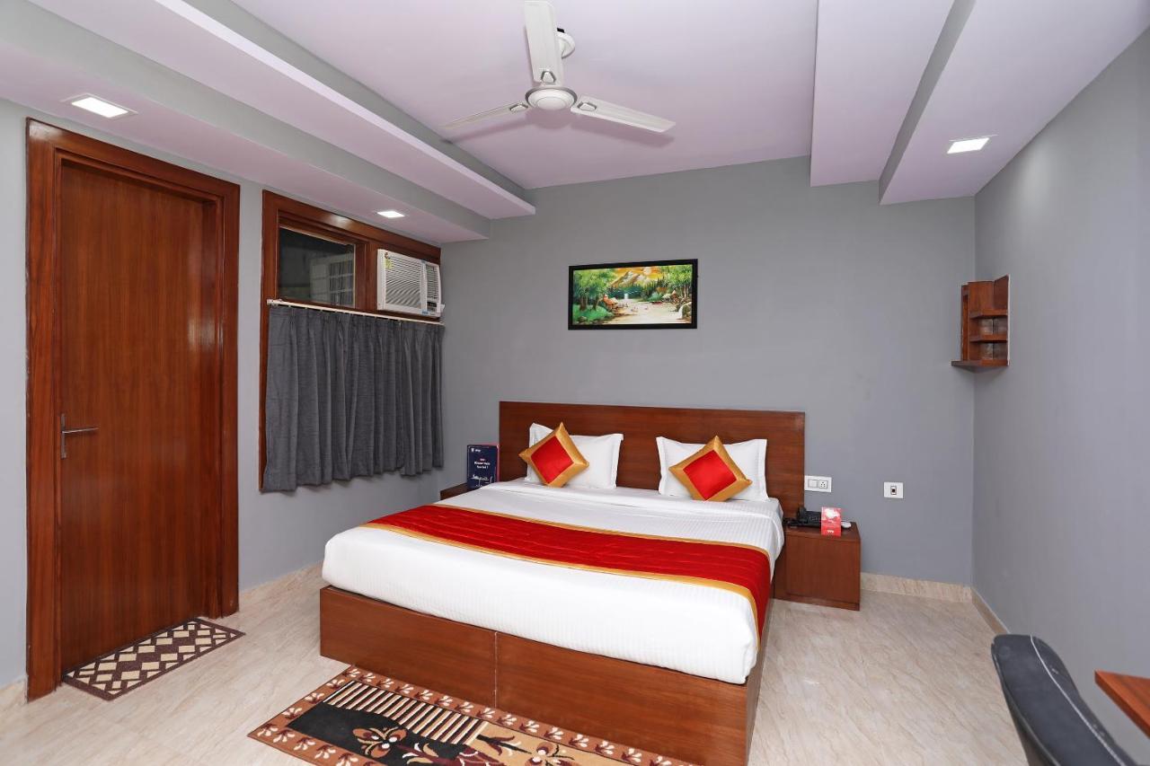 Capital O Aashiyana Paradise Near Omaxe Gurgaon Mall Hotel Exterior foto