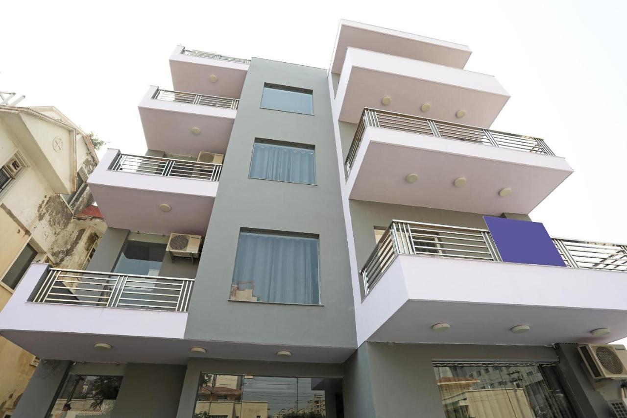 Capital O Aashiyana Paradise Near Omaxe Gurgaon Mall Hotel Exterior foto